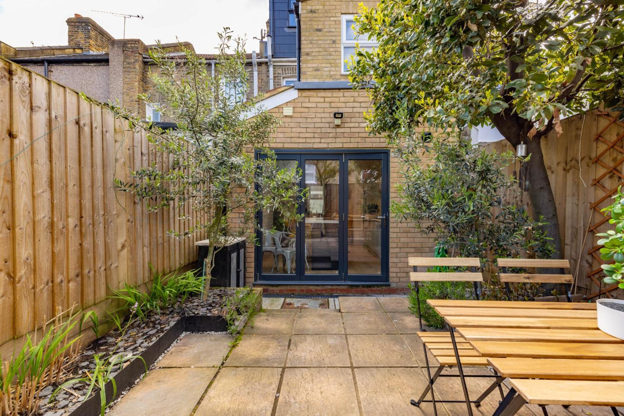 The Stratford Villa Londres Exterior foto